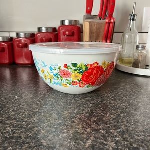 Pioneer Women Mixing Bowl